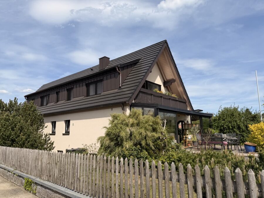 Modernisiertes Bestandsgebäude
